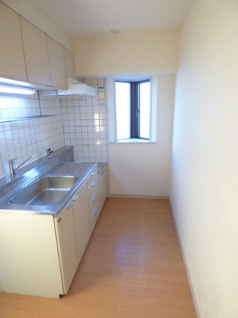 ハピネス東須磨の物件内観写真